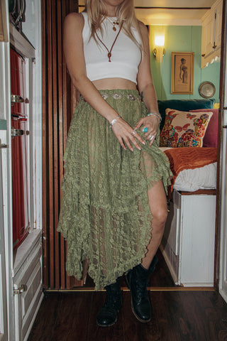 Countryside Lace Skirt